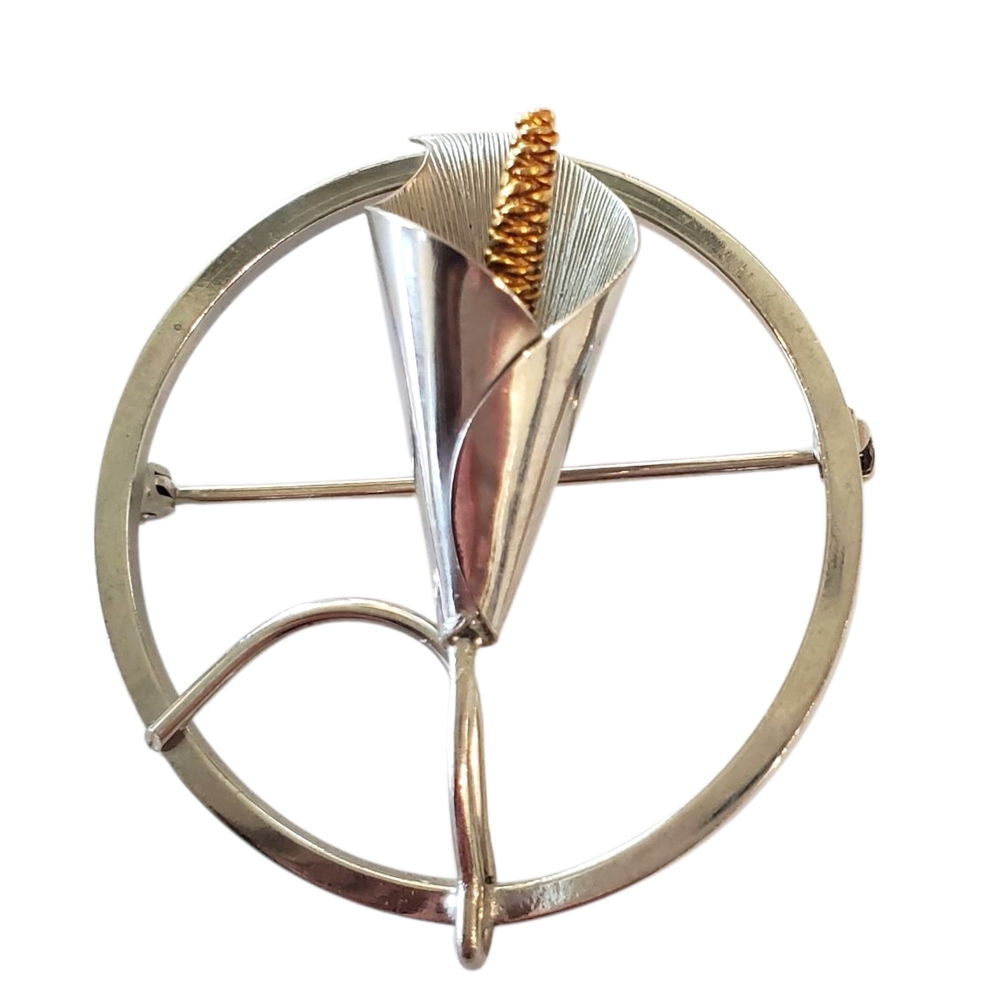 Vintage Giovanni Gold and Silver Circle Lily Brooch